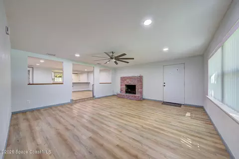 Living - 5 Ohio St, Cocoa, FL 32926 photo 3 of 9