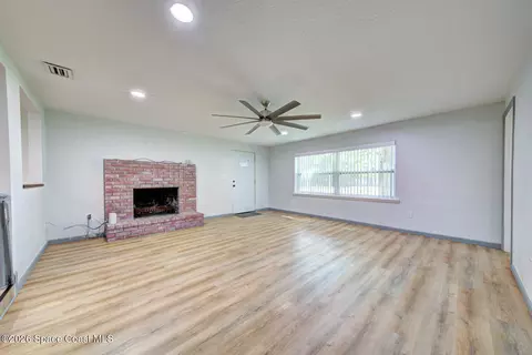 Living - 5 Ohio St, Cocoa, FL 32926 photo 4 of 9