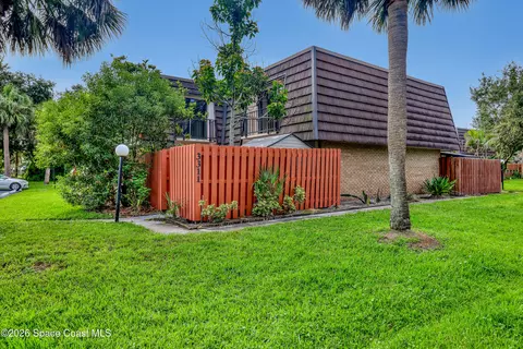 3311 Vista Oaks Cir NE, Palm Bay, FL 32905