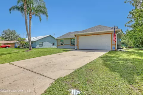 1667 Glencove Ave NW, Palm Bay, FL 32907