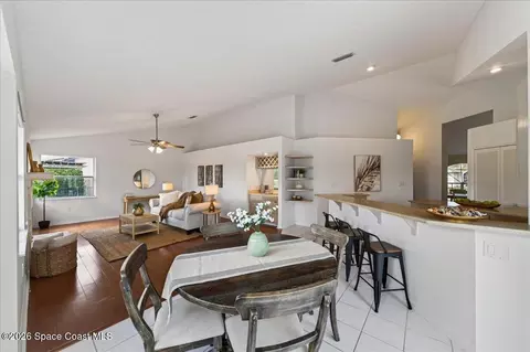 Dining - 569 Spring Lake Dr, Melbourne, FL 32940 photo 3 of 4