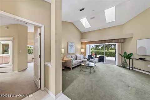 Entry Way - 569 Spring Lake Dr, Melbourne, FL 32940 photo 2 of 4
