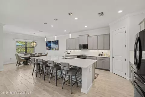 Kitchen - 2230 Caravan Pl, Melbourne, FL 32940 photo 2 of 2