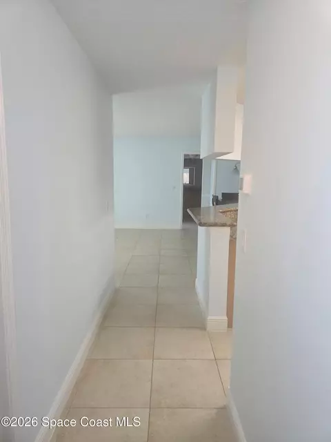 Entry Way - 7667 N Wickham Rd #516, Melbourne, FL 32940 photo 2 of 2