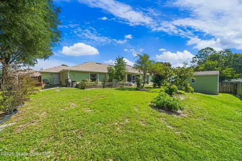 Exterior - 5145 Melody St, Cocoa, FL 32927 photo 5 of 7