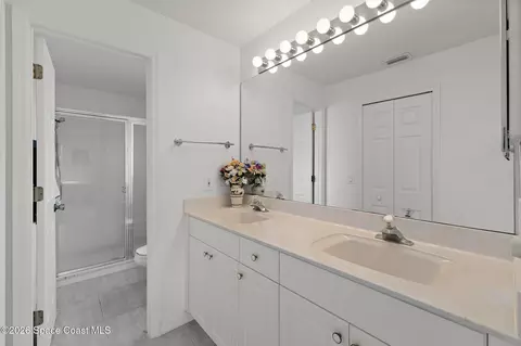 Bath - 967 Villa Dr, Melbourne, FL 32940 photo 1 of 2