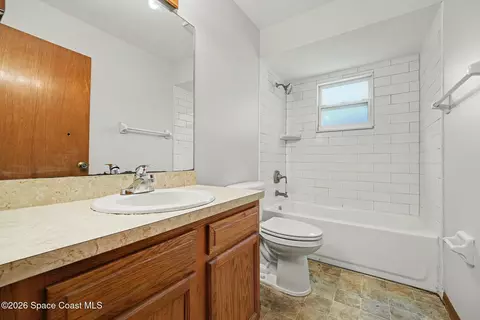 Bath - 7200 Hartman St, Cocoa, FL 32927 photo 3 of 4