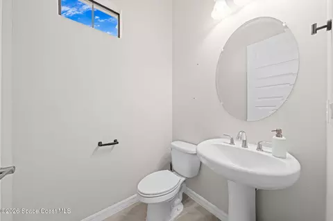 Bath - 8008 Gullen Dr, Melbourne, FL 32940 photo 3 of 6