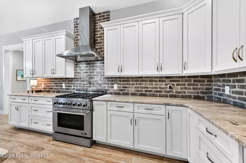 Kitchen - 3865 Reynolds Rd, Malabar, FL 32950 photo 5 of 6