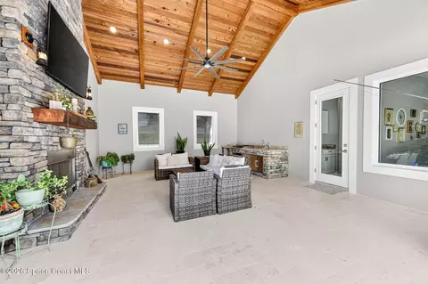 Exterior - 3865 Reynolds Rd, Malabar, FL 32950 photo 9 of 32