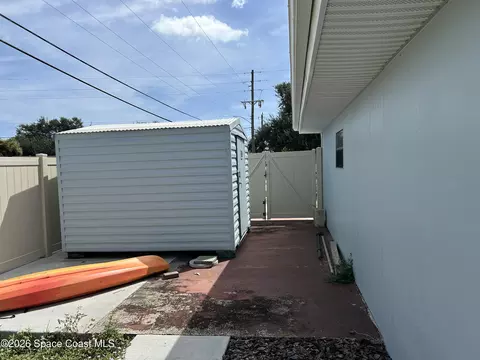 Exterior - 858 Bianca Dr NE, Palm Bay, FL 32905 photo 1 of 4