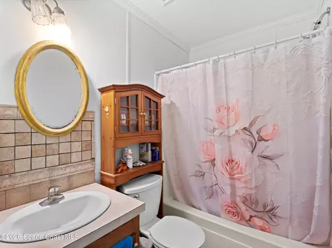 Bath - 2587 Chatham Way NE, Palm Bay, FL 32905 photo 1 of 2