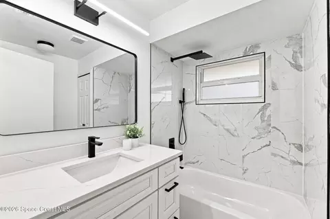 Bath - 846 Raintree Ave, Rockledge, FL 32955 photo 5 of 5