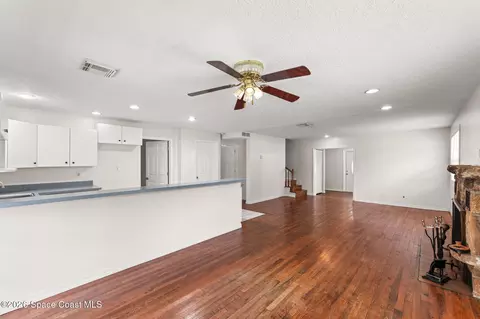 Living - 15 Park Ave, Rockledge, FL 32955 photo 3 of 4