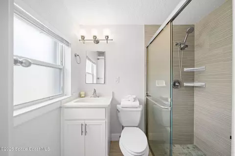 Bath - 309 Amherst Ave, Melbourne, FL 32901 photo 1 of 2
