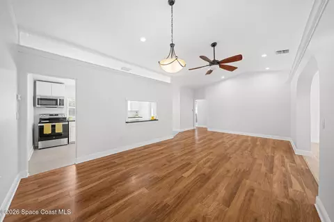Living - 309 Amherst Ave, Melbourne, FL 32901 photo 3 of 7