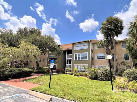 225 S Tropical Trl #124, Merritt Island, FL 32952