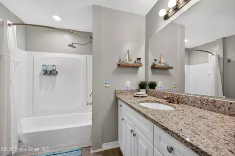 Bath - 714 John Carroll Ln, West Melbourne, FL 32904 photo 1 of 3