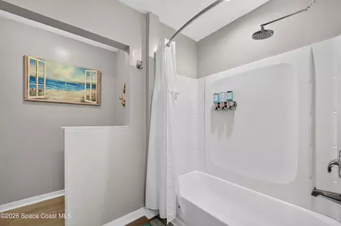 Bath - 714 John Carroll Ln, West Melbourne, FL 32904 photo 2 of 3
