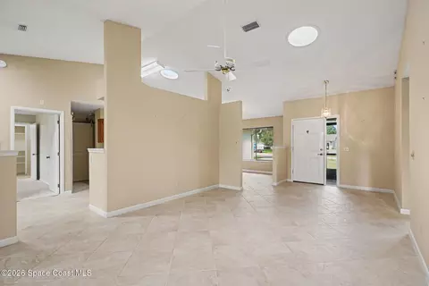 Living - 1309 Pilgrim Ave, Melbourne, FL 32940 photo 2 of 6