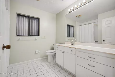 Bath - 1309 Pilgrim Ave, Melbourne, FL 32940 photo 1 of 2
