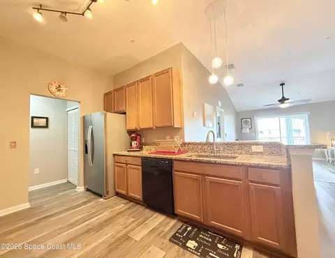 Kitchen - 4066 Meander Pl #204, Rockledge, FL 32955 photo 4 of 4