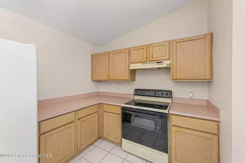 Kitchen - 7030 Marvin Ave, Cocoa, FL 32927 photo 2 of 3
