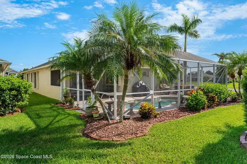 Exterior - 3672 Shawnee Ln, Melbourne, FL 32901 photo 6 of 9