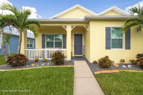 Exterior - 668 Lorelei Ave, Melbourne, FL 32901 photo 2 of 4