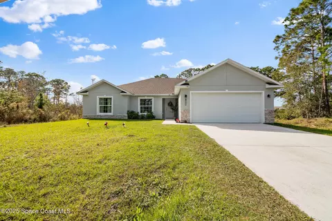 1850 Thorman Ave SE, Palm Bay, FL 32909