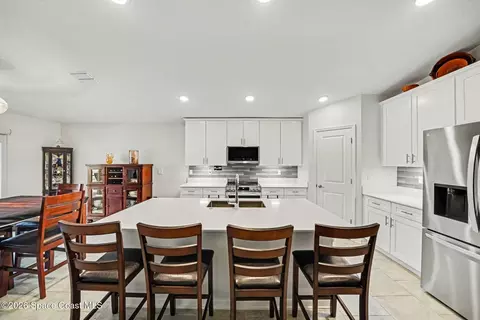 Kitchen - 406 Three Oaks Dr, Edgewater, FL 32141 photo 1 of 5