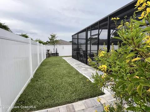 Exterior - 406 Three Oaks Dr, Edgewater, FL 32141 photo 7 of 13
