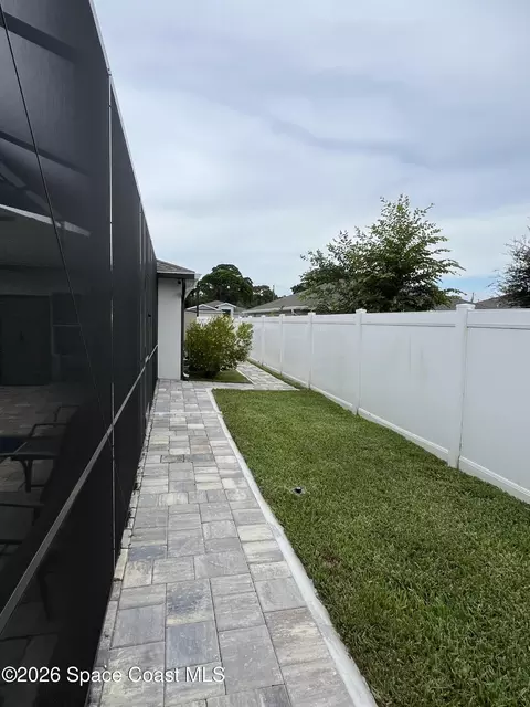Exterior - 406 Three Oaks Dr, Edgewater, FL 32141 photo 9 of 13