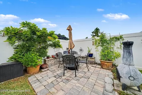 Exterior - 406 Three Oaks Dr, Edgewater, FL 32141 photo 8 of 13