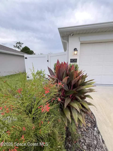 Exterior - 406 Three Oaks Dr, Edgewater, FL 32141 photo 13 of 13
