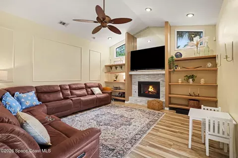 Living - 3750 Shady Run Rd, Melbourne, FL 32934 photo 1 of 1