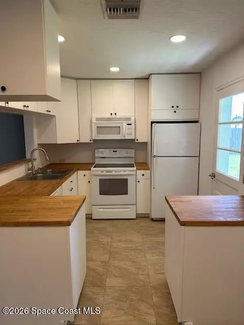 1506 Sea Breeze Ln, Melbourne, FL 32935 photo 3