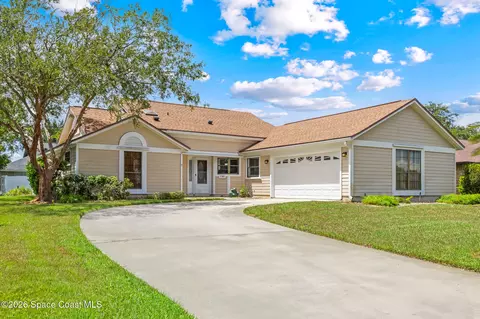 1301 Aventura Way NE, Melbourne, FL 32940