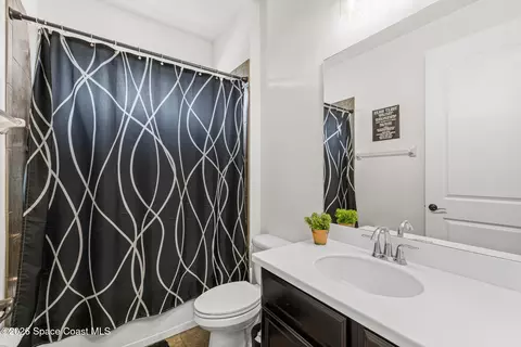 Bath - 8552 Strom Park Dr, Melbourne, FL 32940 photo 4 of 4