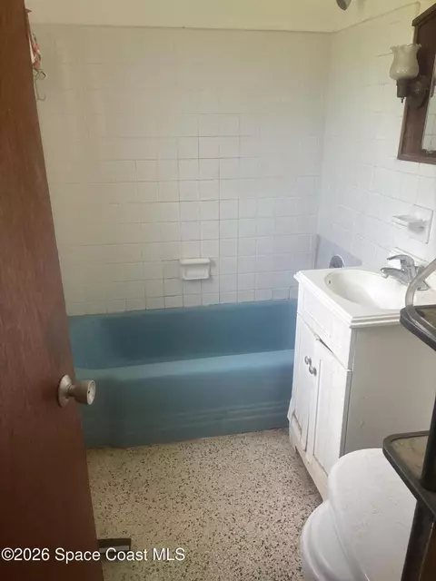 Bath - 29 W Azalea Cir, Rockledge, FL 32955 photo 1 of 6