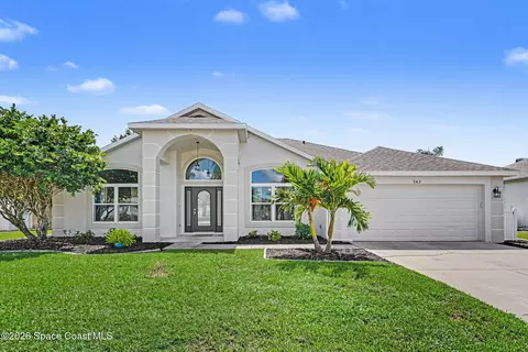 743 Carriage Hill Rd, Melbourne, FL 32940