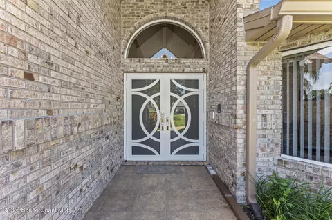 Entry Way - 3116 Fairview Dr, Melbourne, FL 32934 photo 1 of 4