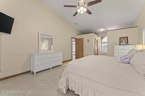 Bedroom - 3116 Fairview Dr, Melbourne, FL 32934 photo 2 of 4