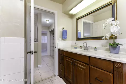 Bath - 506 Walker St, Melbourne, FL 32901 photo 3 of 3