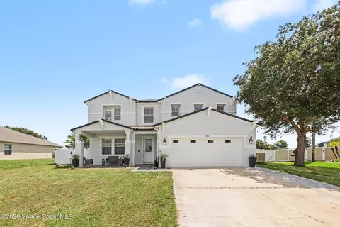 385 Cownie Ave SE, Palm Bay, FL 32909