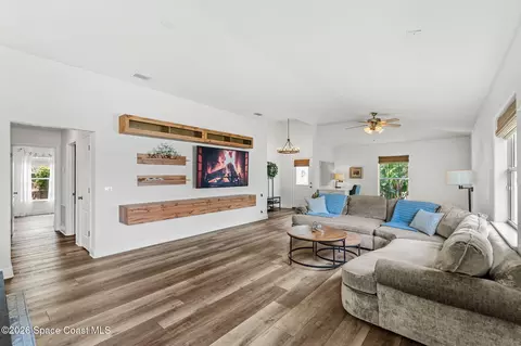 Living - 4281 Brantley Cir, Rockledge, FL 32955 photo 4 of 4