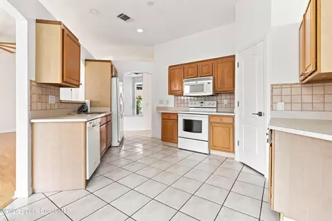 Kitchen - 511 Royston Ln, Melbourne, FL 32940 photo 1 of 3