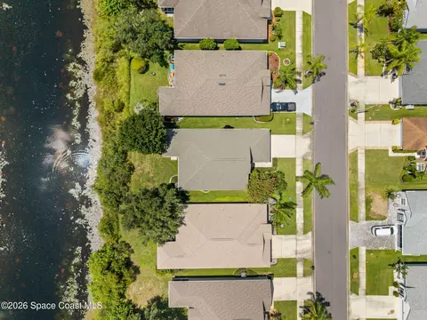 View/Area - 2087 Deercroft Dr, Melbourne, FL 32940 photo 2 of 12