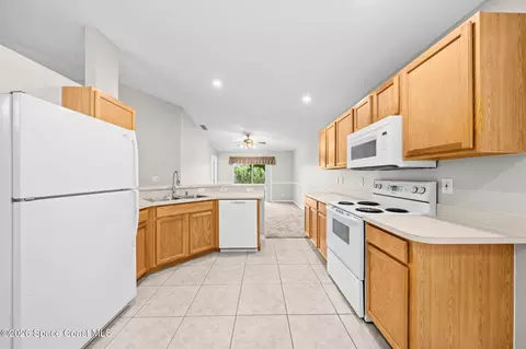 Kitchen - 2087 Deercroft Dr, Melbourne, FL 32940 photo 3 of 3