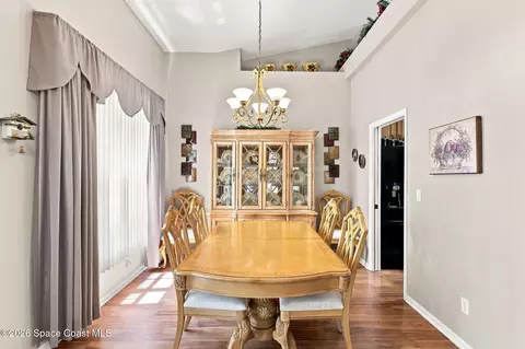 Dining - 720 Spring Oak Dr, Melbourne, FL 32901 photo 2 of 4